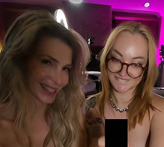 emma magnolia only 3some