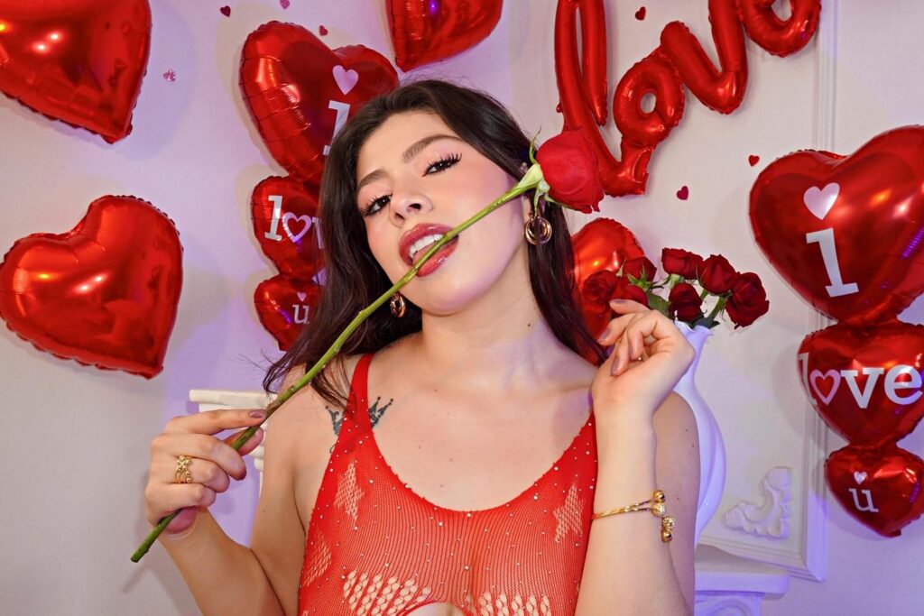 xlovecam model lindamancini